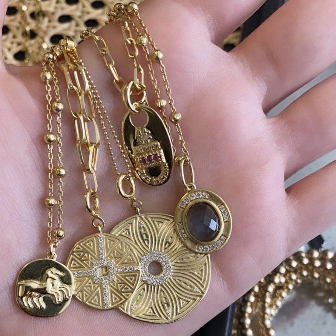 lara | gemstone pendant