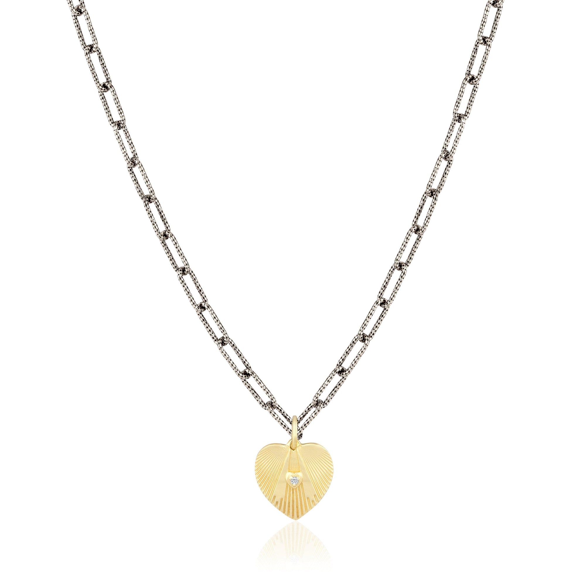lara | mini heart two tone