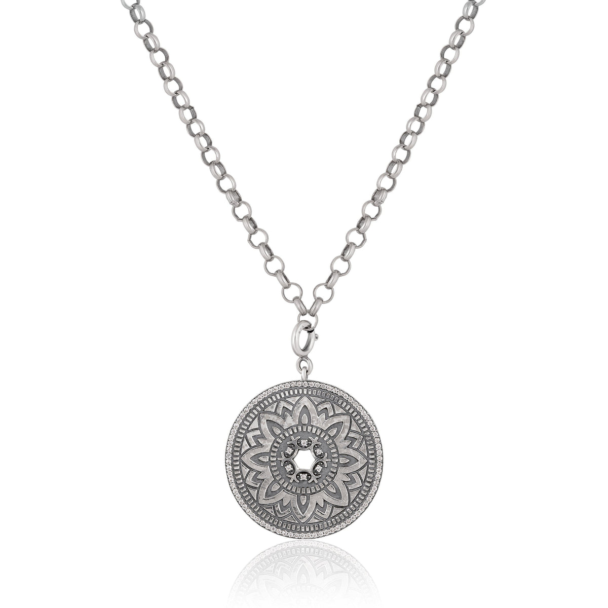 anita | round pendant