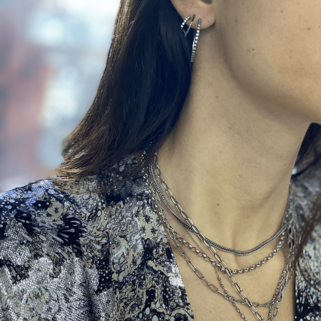 double huggies | pave