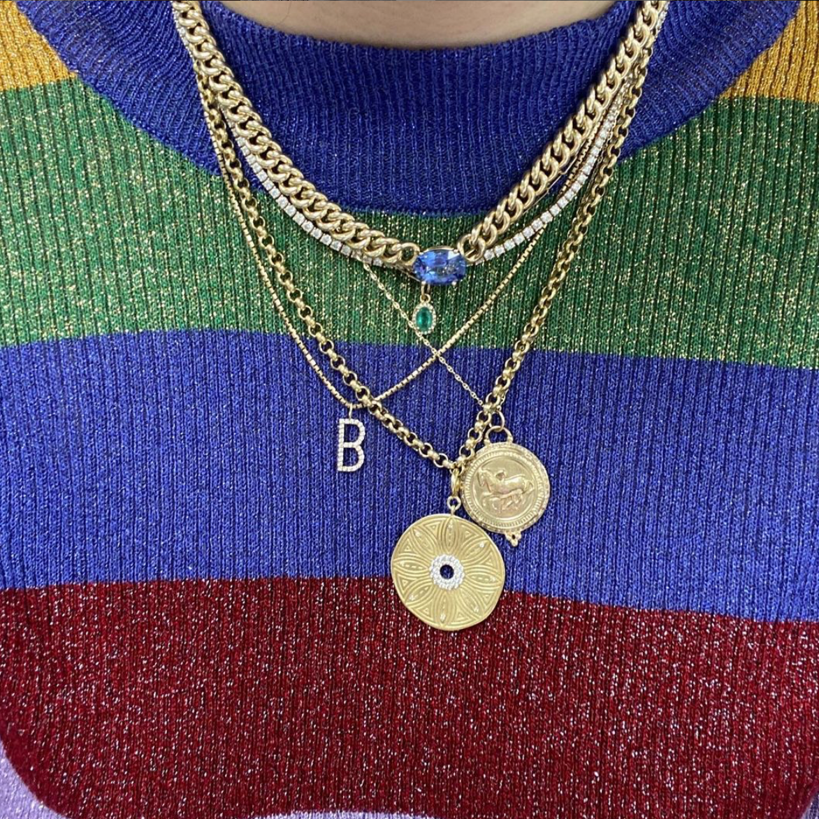 horse medallion | luxe